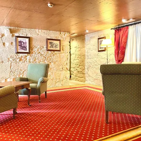 Pazo De Lestrove By De Compostela 4* 帕德隆