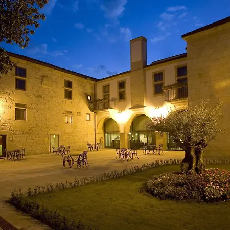 Pazo De Lestrove By De Compostela 4*
