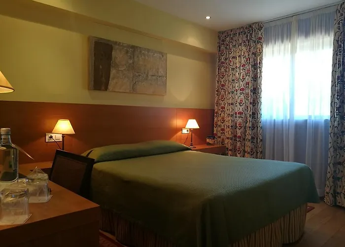 Hotel Pazo De Lestrove By De Compostela 4*