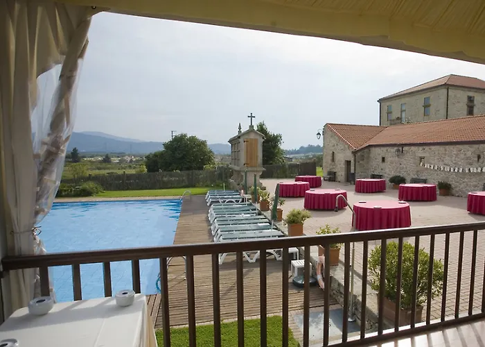 فندق Pazo De Lestrove By De Compostela 4*