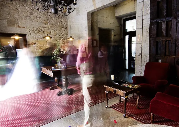 Hotel Pazo De Lestrove By De Compostela 4*